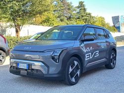 Grigio Usata 2024 Kia EV3 SUV | 36.500 € (Buon prezzo)