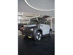 Grigio Usata 2024 Opel Rocks-e Rocks Due volumi | 9999 €