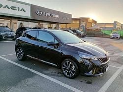 Nero Usata 2025 Renault Clio V Techno Tre volumi | 16.500 € (Buon prezzo)