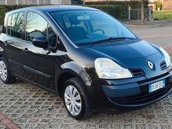 Nero Usata 2009 Renault Modus Dynamique Monovolume | 2500 € (Buon prezzo)