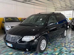 Nero Usata 2007 Chrysler Voyager Monovolume | 3900 € (Buon prezzo)