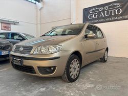 Giallo Usata 2006 Fiat Punto Dynamic Tre volumi | 1900 € (Buon prezzo)