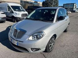 Argento Usata 2011 Lancia Ypsilon Due volumi | 2990 € (Ottimo prezzo)