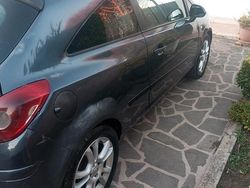 Blu Usata 2007 Opel Corsa Due volumi | 1350 € (Buon prezzo)