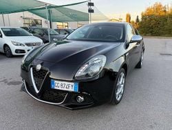 Nero Usata 2021 Alfa Romeo Giulietta Ti Tre volumi | 15.990 € (Buon prezzo)