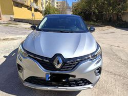 Grigio Usata 2023 Renault Captur Techno SUV | 21.000 € (Buon prezzo)