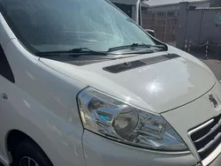 Usata 2017 Peugeot Expert Furgone | 8700 €