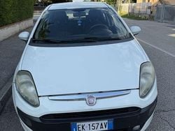 Usata 2011 Fiat Grande Punto Active Due volumi | 3500 € (Cara)