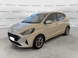 Grigio Usata 2023 Hyundai i10 Due volumi | 11.900 € (Buon prezzo)