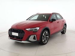 Rosso progressivo metallizzato Usata 2025 Audi A3 Business Tre volumi | 35.900 € (Buon prezzo)