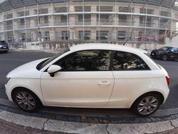 Bianco Usata 2012 Audi A1 Ambition Due volumi | 8000 € (Buon prezzo)