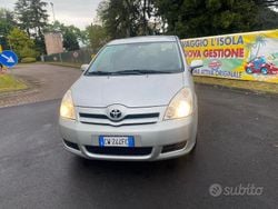 Grigio Usata 2005 Toyota Corolla Station wagon | 1500 € (Buon prezzo)