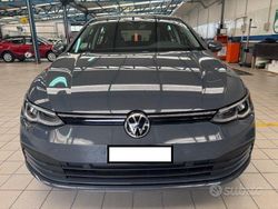 Grigio Usata 2020 VW Golf VII Life Tre volumi | 18.700 € (Buon prezzo)