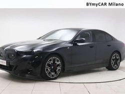 Nero zaffiro Usata 2024 BMW i5 M Sport Tre volumi | 65.000 € (Ottimo prezzo)