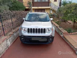 Usata 2015 Jeep Renegade SUV | 11.900 € (Buon prezzo)