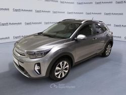 Grigio Usata 2024 Kia Stonic Style SUV | 16.300 € (Buon prezzo)