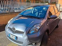 Usata 2010 Toyota Yaris Sol Tre volumi | 2500 € (Super prezzo)