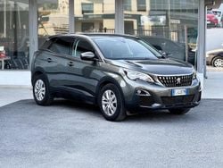 Grigio Usata 2017 Peugeot 3008 Tre volumi | 13.900 € (Buon prezzo)