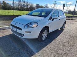 Bianco Usata 2017 Fiat Punto Street Tre volumi | 6900 € (Buon prezzo)