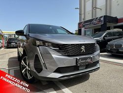 Argento Usata 2023 Peugeot 3008 Allure SUV | 23.500 € (Buon prezzo)