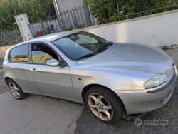 Usata 2004 Alfa Romeo 147 Due volumi | 500 € (Super prezzo)