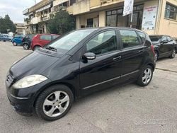 Nero Usata 2009 Mercedes A180 Avantgarde Tre volumi | 2900 € (Ottimo prezzo)