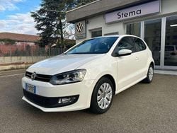 Bianco Usata 2013 VW Polo Comfortline Tre volumi | 6000 € (Buon prezzo)