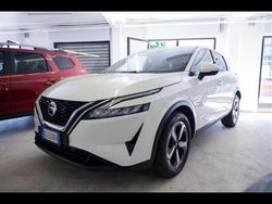 Grigio chiaro Usata 2021 Nissan Qashqai N-Connecta SUV | 20.900 € (Buon prezzo)