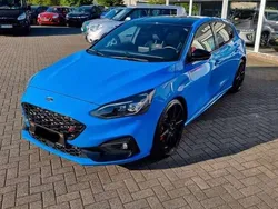 Blu/azzurro Usata 2022 Ford Focus ST Tre volumi | 28.900 € (Ottimo prezzo)