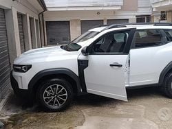 Bianco Usata 2025 Dacia Duster Essentiel SUV | 18.000 € (Ottimo prezzo)