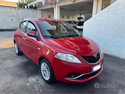 Rosso Usata 2016 Lancia Ypsilon Gold Due volumi | 7300 € (Buon prezzo)
