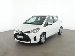 Bianco Usata 2016 Toyota Yaris Cool Tre volumi | 9899 € (Buon prezzo)
