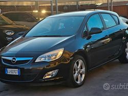 Nero Usata 2011 Opel Astra S Tre volumi | 2999 € (Ottimo prezzo)
