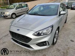 Argento Usata 2021 Ford Focus ST Tre volumi | 16.900 € (Buon prezzo)
