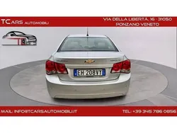 Argento(met.) Usata 2011 Chevrolet Cruze Tre volumi | 4150 € (Buon prezzo)