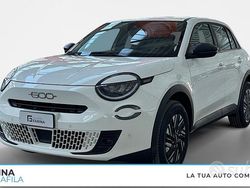 Bianco Nuova 2025 Fiat 600 Pop Tre volumi | 19.200 €