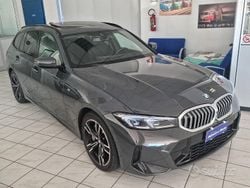 Grigio Usata 2024 BMW 330 Comfort Edition Station wagon | 52.500 € (Ottimo prezzo)