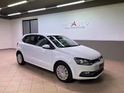 Bianco Usata 2014 VW Polo Comfortline Tre volumi | 7400 € (Buon prezzo)