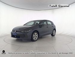 Dolphin grey metallizzato Usata 2025 VW Golf Life Tre volumi | 26.400 € (Ottimo prezzo)