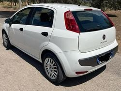 Bianco Usata 2015 Fiat Grande Punto Due volumi | 5990 €