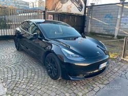 Nero Usata 2023 Tesla Model 3 RWD Tre volumi | 29.000 € (Buon prezzo)