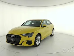 Giallo Usata 2024 Audi A3 Sportback e-tron Advanced Tre volumi | 31.000 € (Super prezzo)
