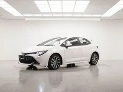 Bianco Usata 2023 Toyota Corolla Active | 21.140 € (Ottimo prezzo)