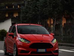 Rosso Usata 2013 Ford Fiesta ST Tre volumi | 14.500 €