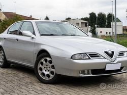 Grigio(met.) Usata 1999 Alfa Romeo 166 Super Tre volumi | 6500 € (Buon prezzo)