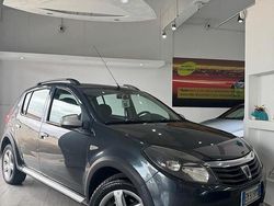Nero Usata 2012 Dacia Sandero Stepway Tre volumi | 3899 € (Buon prezzo)