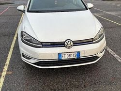 Bianco Usata 2019 VW Golf Tre volumi | 13.000 €