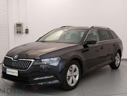 Nero Usata 2022 Skoda Superb Executive Station wagon | 28.900 € (Buon prezzo)