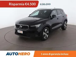Nero Usata 2022 Volvo XC40 Core SUV | 25.899 € (Buon prezzo)