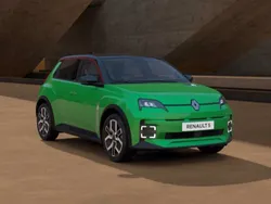 Bestyle verde pop! (verde pop! + tetto nero etoilé) Nuova 2025 Renault R5 Komfort Due volumi | 35.900 € (Molto cara)